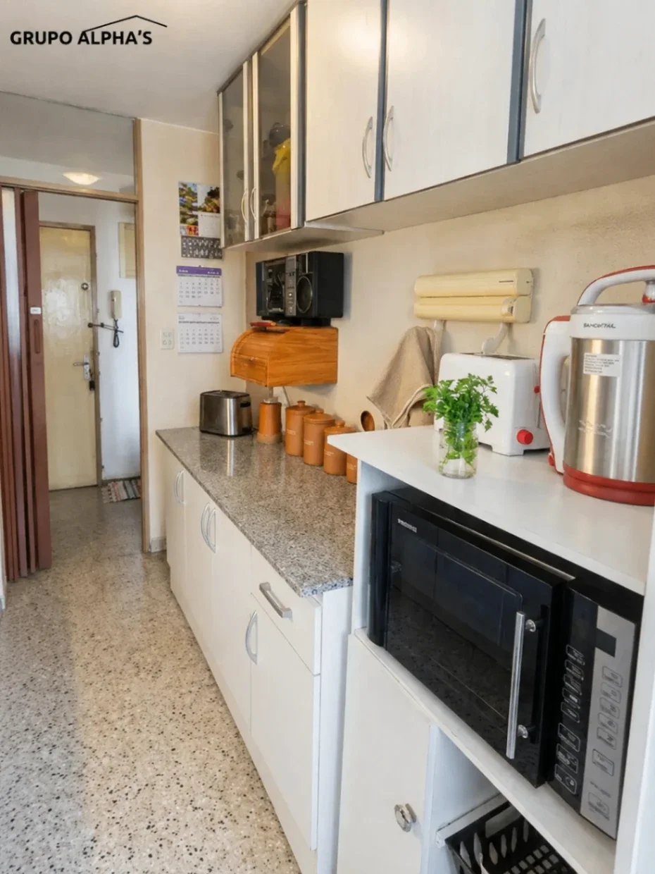 Apartamento en alquiler c/ cochera en Malvin Norte - Imagen 3