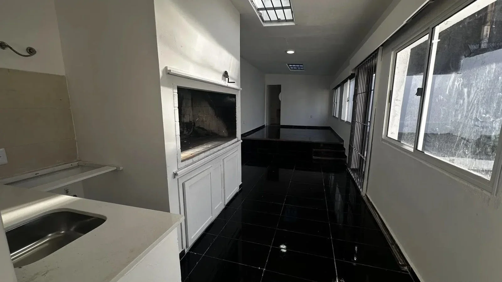 Casa en alquiler c/ cochera en Buceo - Imagen 5