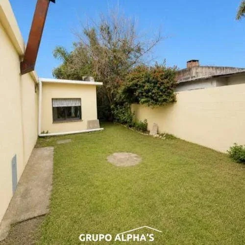 Casa en alquiler c/ cochera en Solymar - Imagen 1