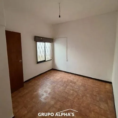 Casa en alquiler c/ cochera en Solymar - Imagen 2