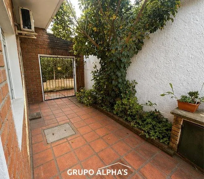 Casa en alquiler c/ cochera en El Pinar - Imagen 2