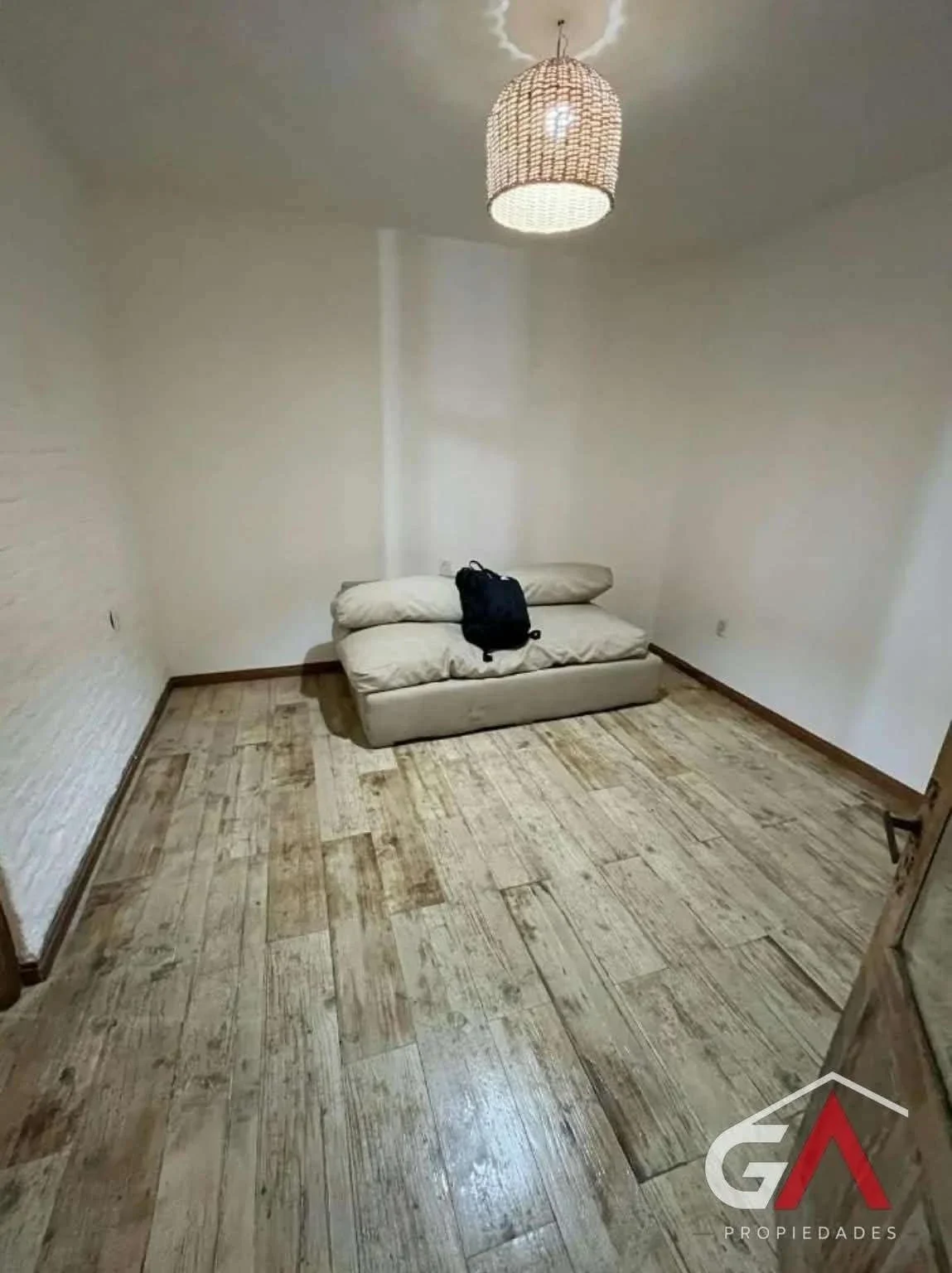 Apartamento en venta en Tres Cruces - Imagen 5