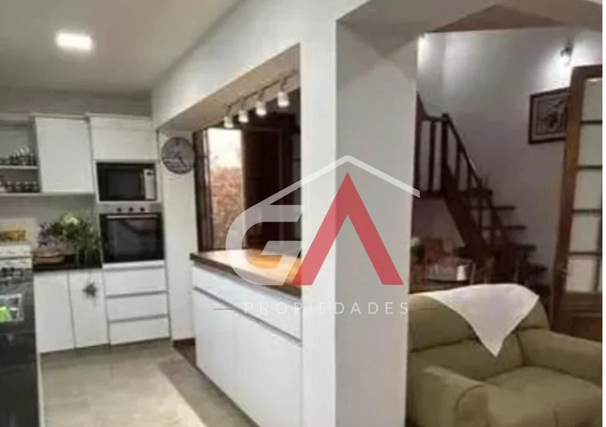 Casa en venta de 5 dormitorios c/ cochera en Conciliación - Imagen 3