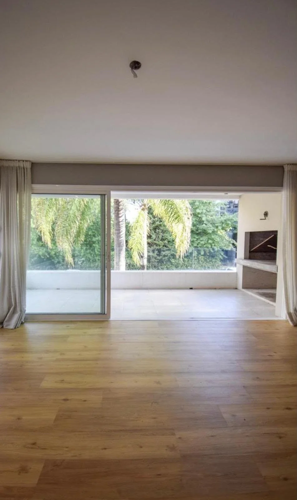 Casa en venta c/ cochera en Ciudad de la costa - Imagen 1