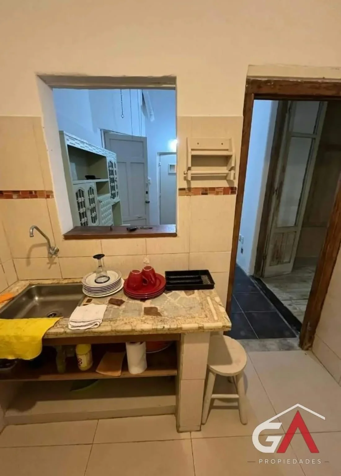 Apartamento en venta en Tres Cruces - Imagen 2