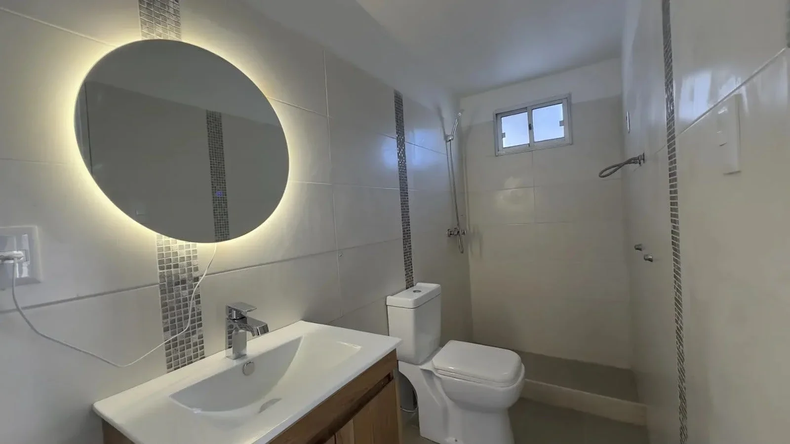 Casa en alquiler c/ cochera en Buceo - Imagen 4