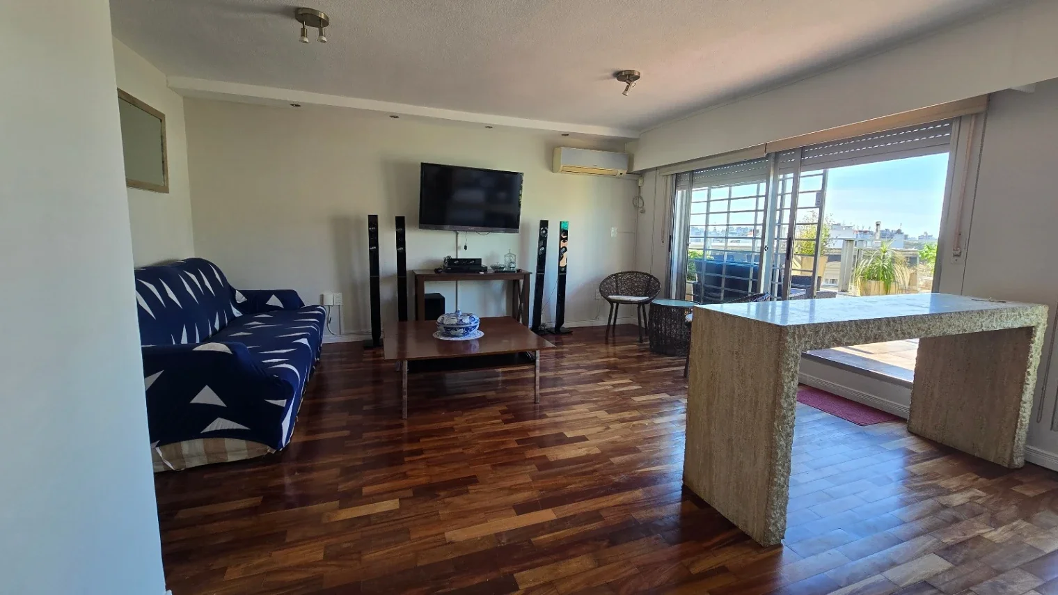 Apartamento en alquiler c/ cochera en Punta Carretas - Imagen 4