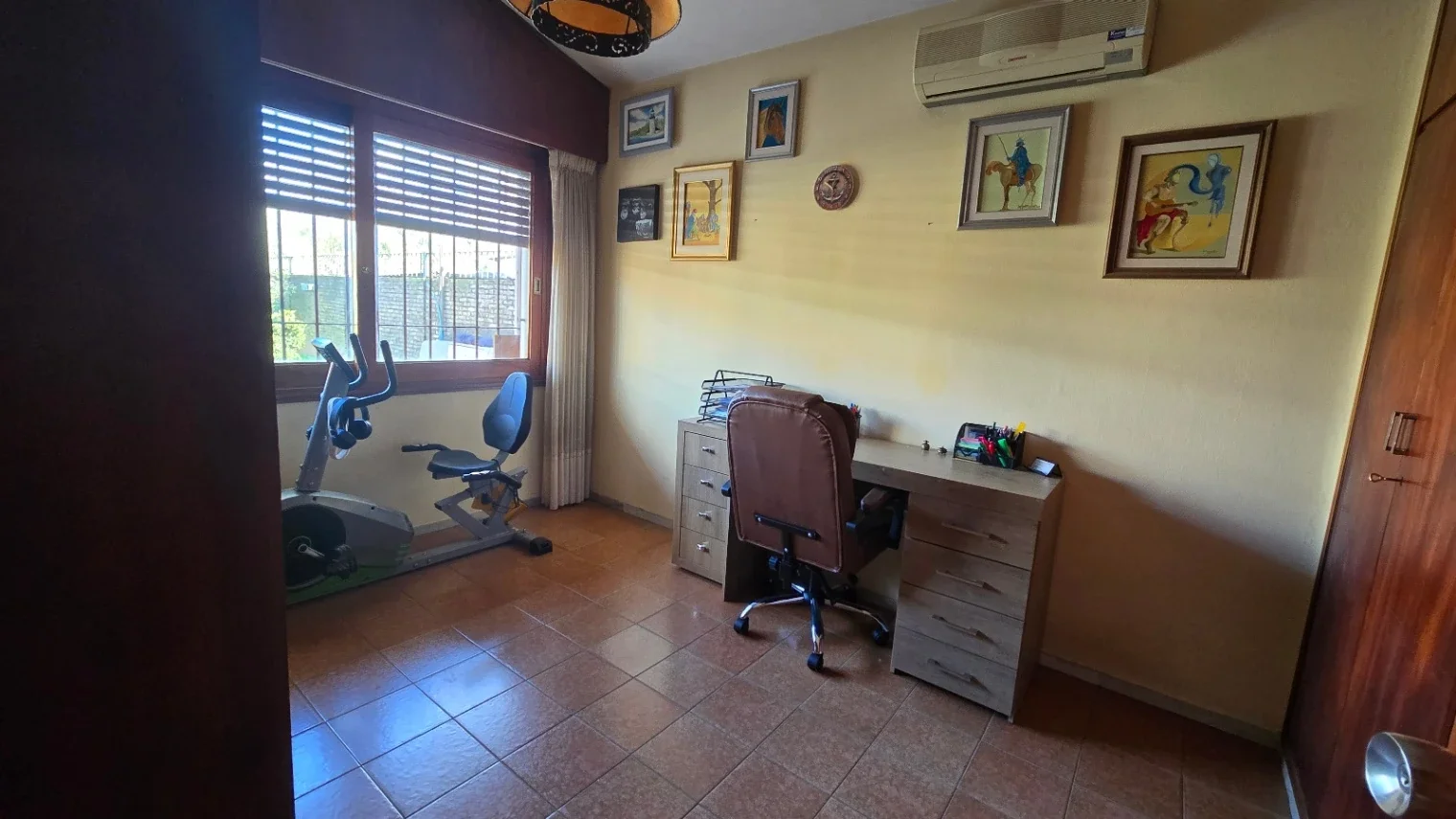 Casa en venta c/ cochera en Solymar - Imagen 4