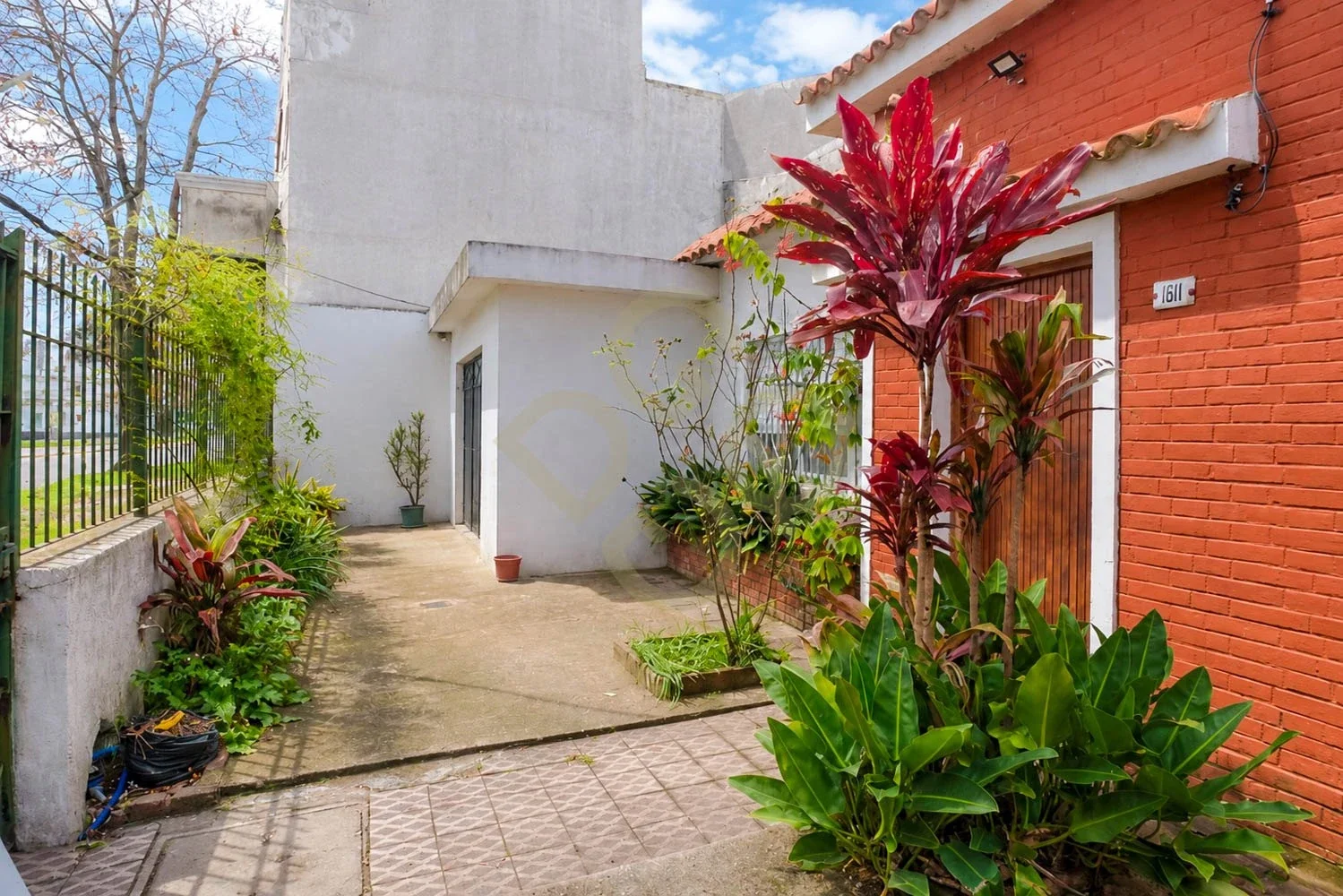 Casa en venta c/ cochera en Buceo - Imagen 5