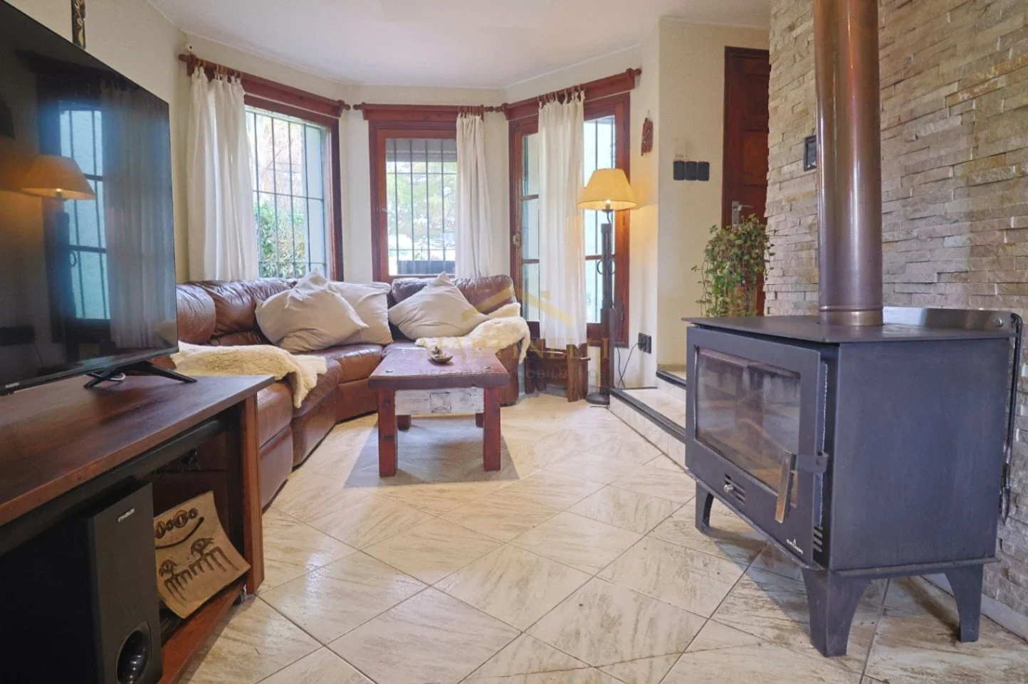 Venta casa Lagomar sur a 1 cuadra de la rambla 3 dormitorios 3 baños barbacoa - Imagen 5