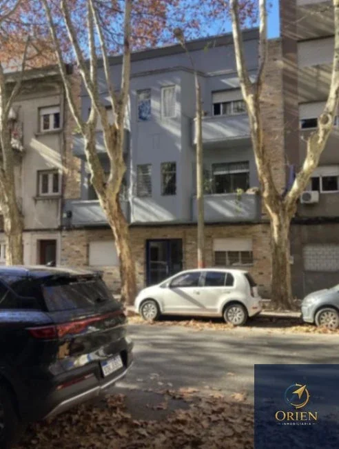 Apartamento 3 dormitorios y doble patio en alquiler en Cordón - Imagen 1