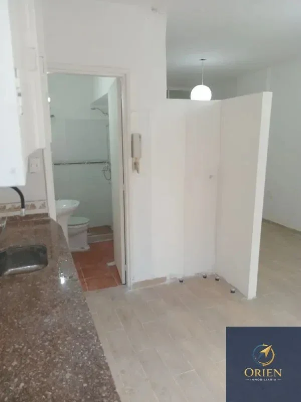 Alquiler Apartamento de 1 Dormitorio en Centro - Imagen 2