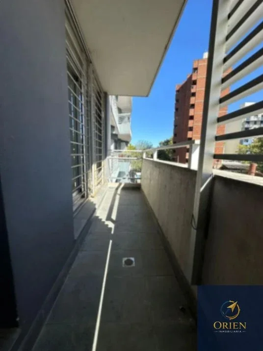 Apartamento 2 dormitorios en alquiler en Cordón - Imagen 2