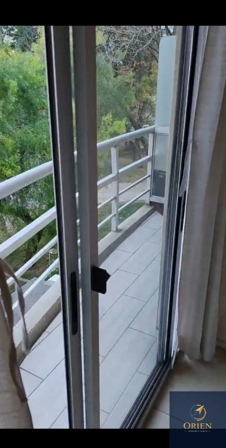 Se Vende Apartamento de 1 Dormitorio en Brazo Oriental - Imagen 3