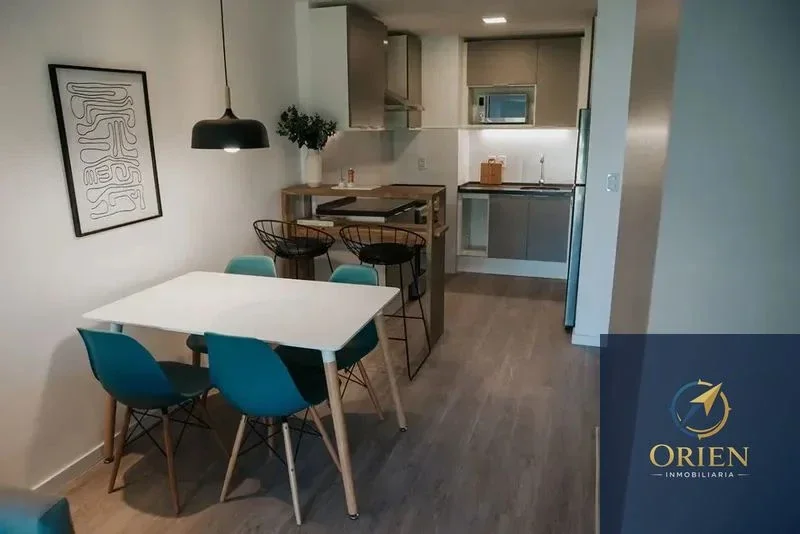 En Alquiler Apartamento de 1 Dormitorio en el Centro - Imagen 1