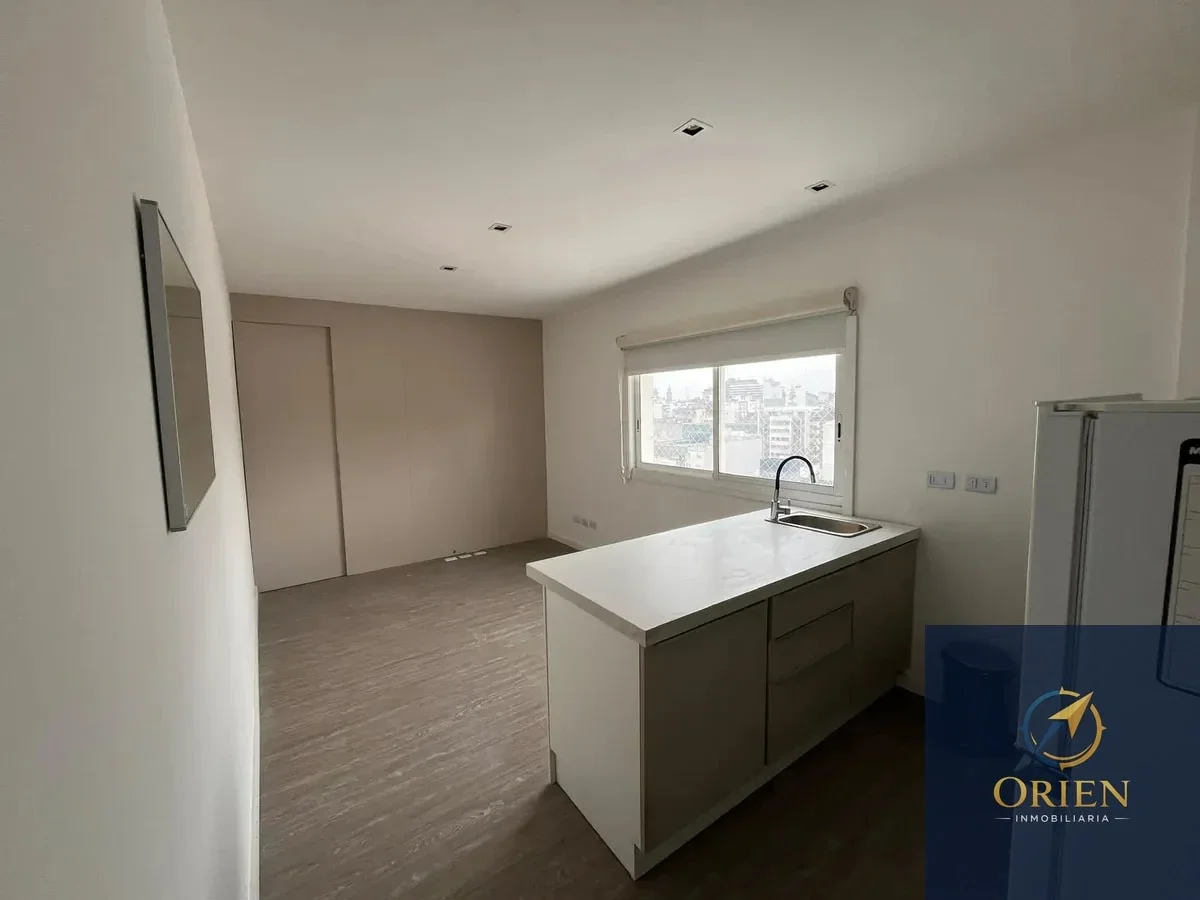 Apartamento 1 dormitorio en alquiler en Centro - Imagen 2