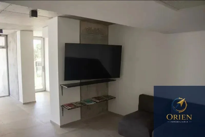Se Alquila Apartamento de 2 Dormitorios Amoblado c/ cochera en Malvin - Imagen 3