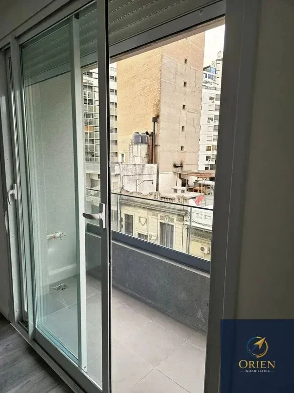 En Alquiler Apartamento de 1 Dormitorio en Tres Cruces - Imagen 3