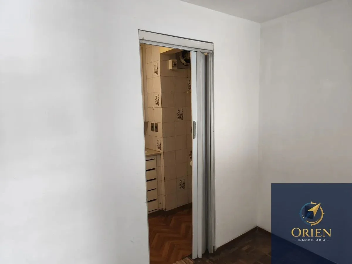 Apartamento 1 dormitorio en alquiler en Tres Cruces - Imagen 2