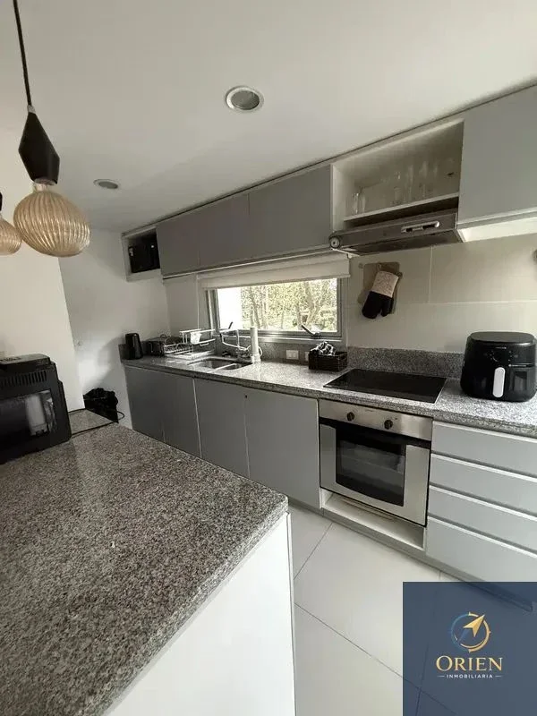 En Alquiler Apartamento de 2 Dormitorios c/ cochera en Aidy Grill - Imagen 1