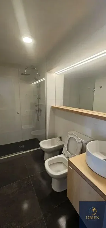 En Alquiler Apartamento de 1 Dormitorio c/ cochera en el Centro - Imagen 3