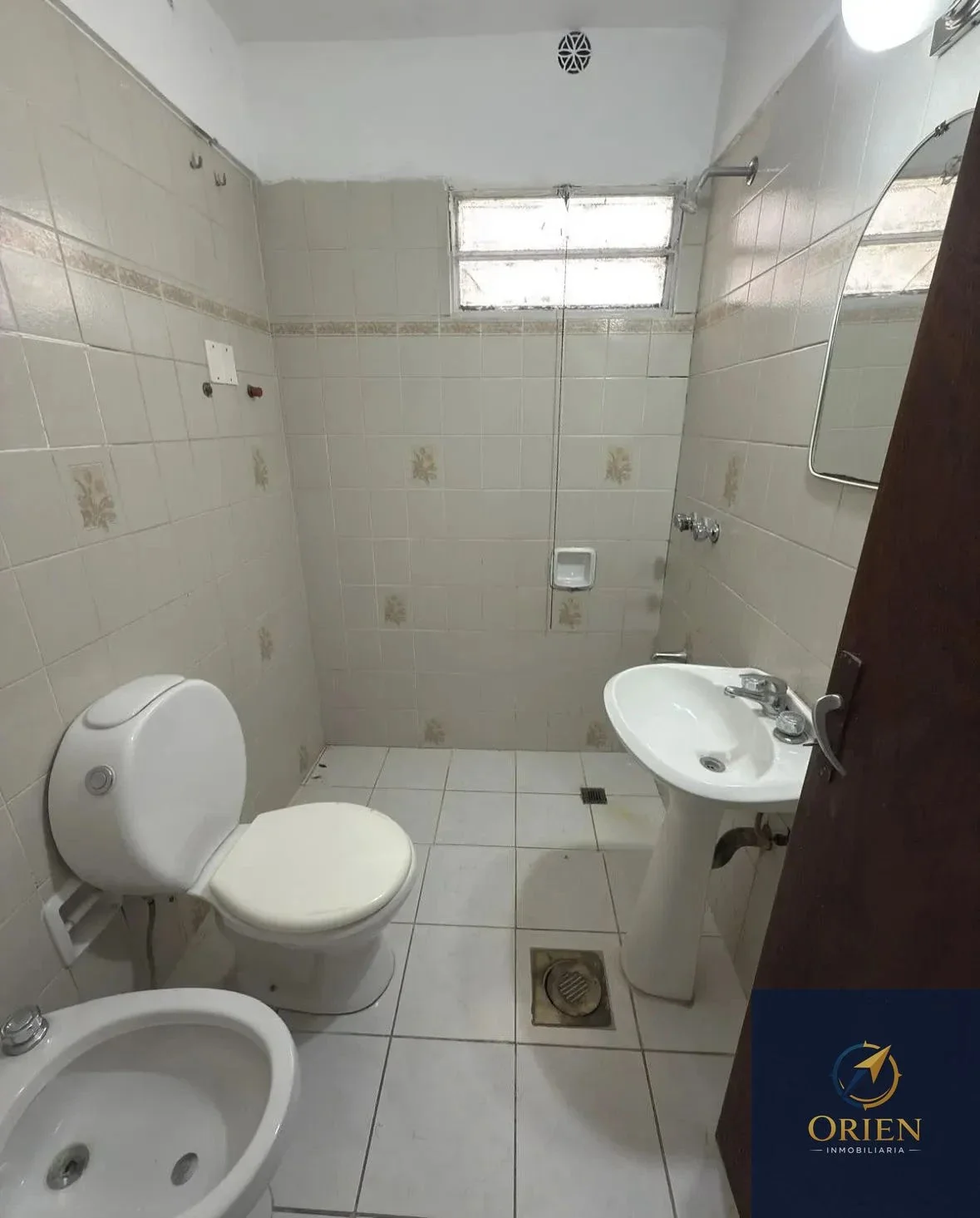 Apartamento 1 dormitorio en alquiler en Tres Cruces con patio interno - Imagen 5