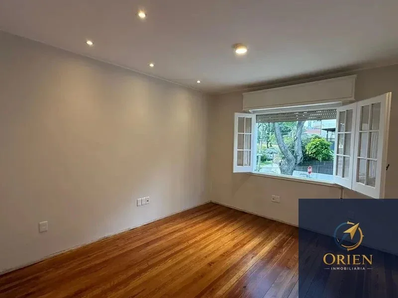 En Alquiler Casa de 3 Dormitorios en Puerto Buceo - Imagen 4