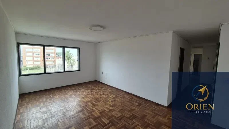 Se Alquila Apartamento de 3 Dormitorios en Malvin Sur - Imagen 3