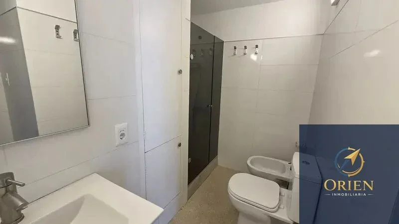 Apartamento en Alquiler de 2 Dormitorios c/ cochera en Tres Cruces - Imagen 5