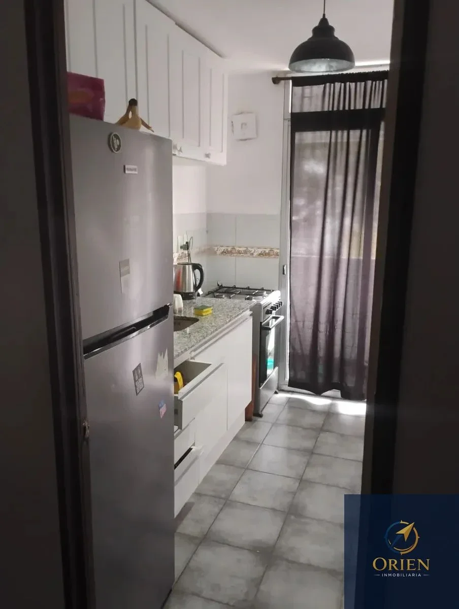 Apartamento 4 dormitorios en alquiler c/ cochera en Malvin Norte - Imagen 1