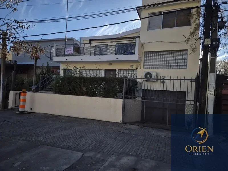 Alquiler Casa de 2 Dormitorios c/ cochera en La Blanqueada - Imagen 5