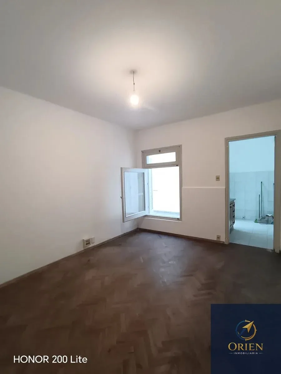 Apartamento 1 dormitorio en alquiler en La Comercial - Imagen 1