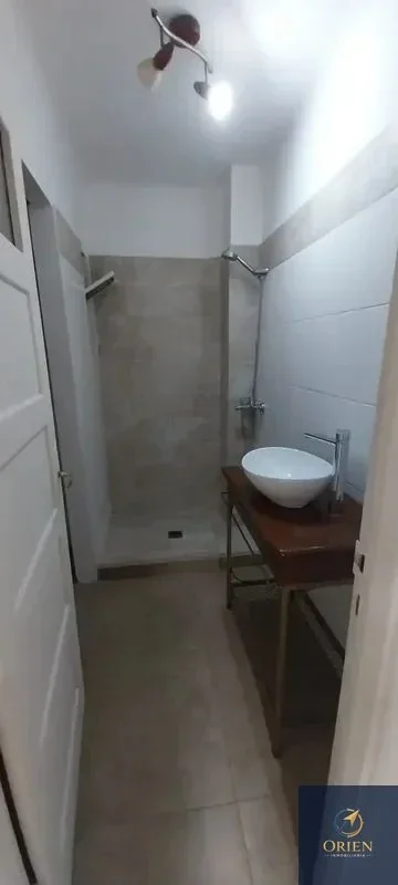 Se Alquila Apartamento de 2 Dormitorios en el Centro - Imagen 4