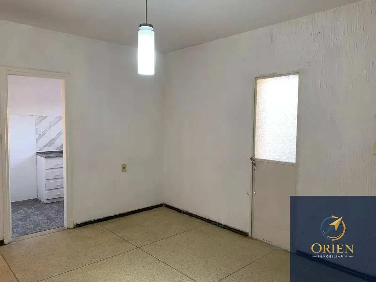 Apartamento 1 dormitorio con patio pequeño en alquiler en La Comercial - Imagen 4