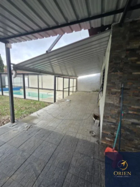 Casa en venta 3 dorm c/ patio, piscina y cochera en Las Toscas - Imagen 5