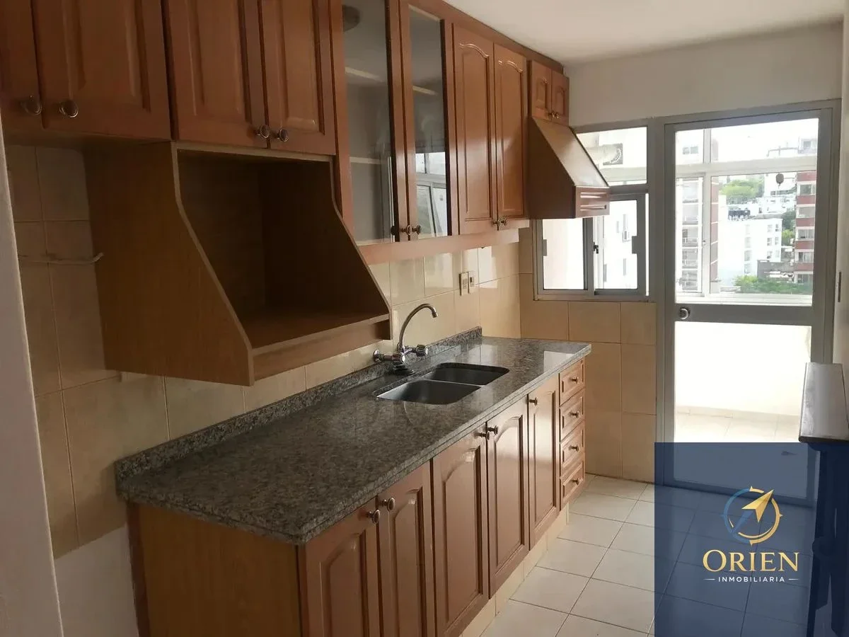 Apartamento 1 dormitorio en alquiler c/ cochera en Pocitos - Imagen 2