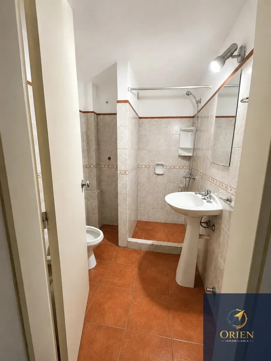 Apartamento 2 dormitorios en alquiler en Centro - Imagen 5