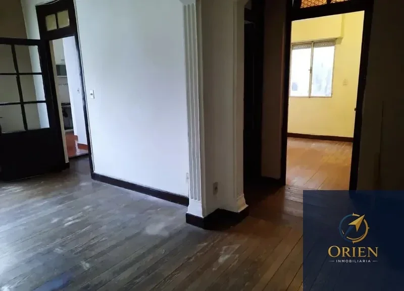 Se Alquila Apartamento de 2 Dormitorios en Centro - Imagen 2