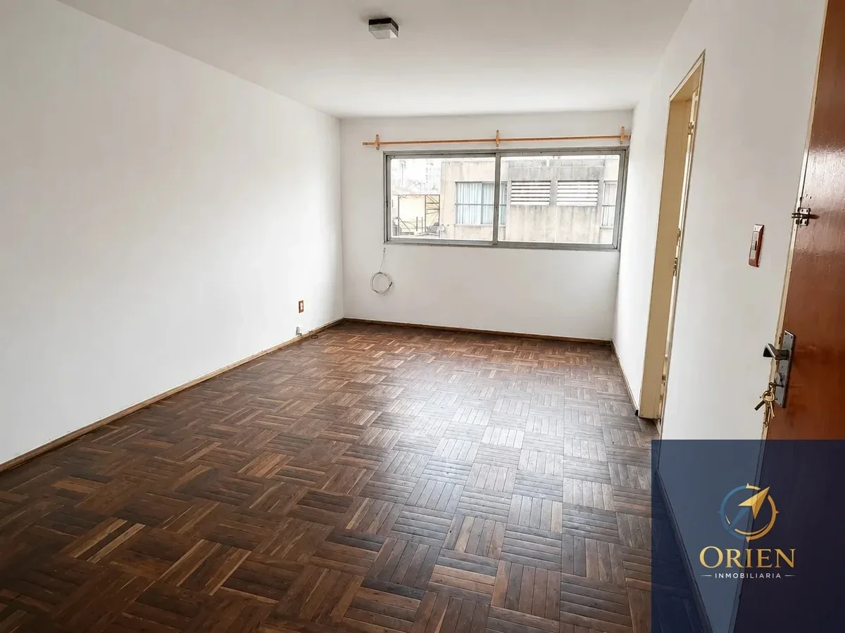 Apartamento 2 dormitorios en alquiler en Centro - Imagen 1