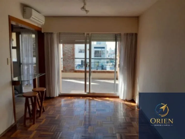 Penthouse 2 dormitorios en alquiler c/ cochera en Pocitos - Imagen 5