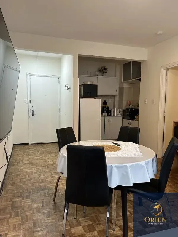 Se Alquila Apartamento de 1 Dormitorio c/ cochera en Ciudad Vieja - Imagen 2