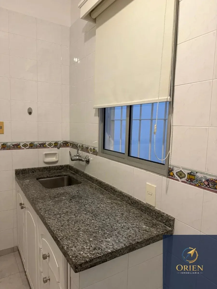Casa 1 dormitorio en alquiler en Parque Batlle - Imagen 1