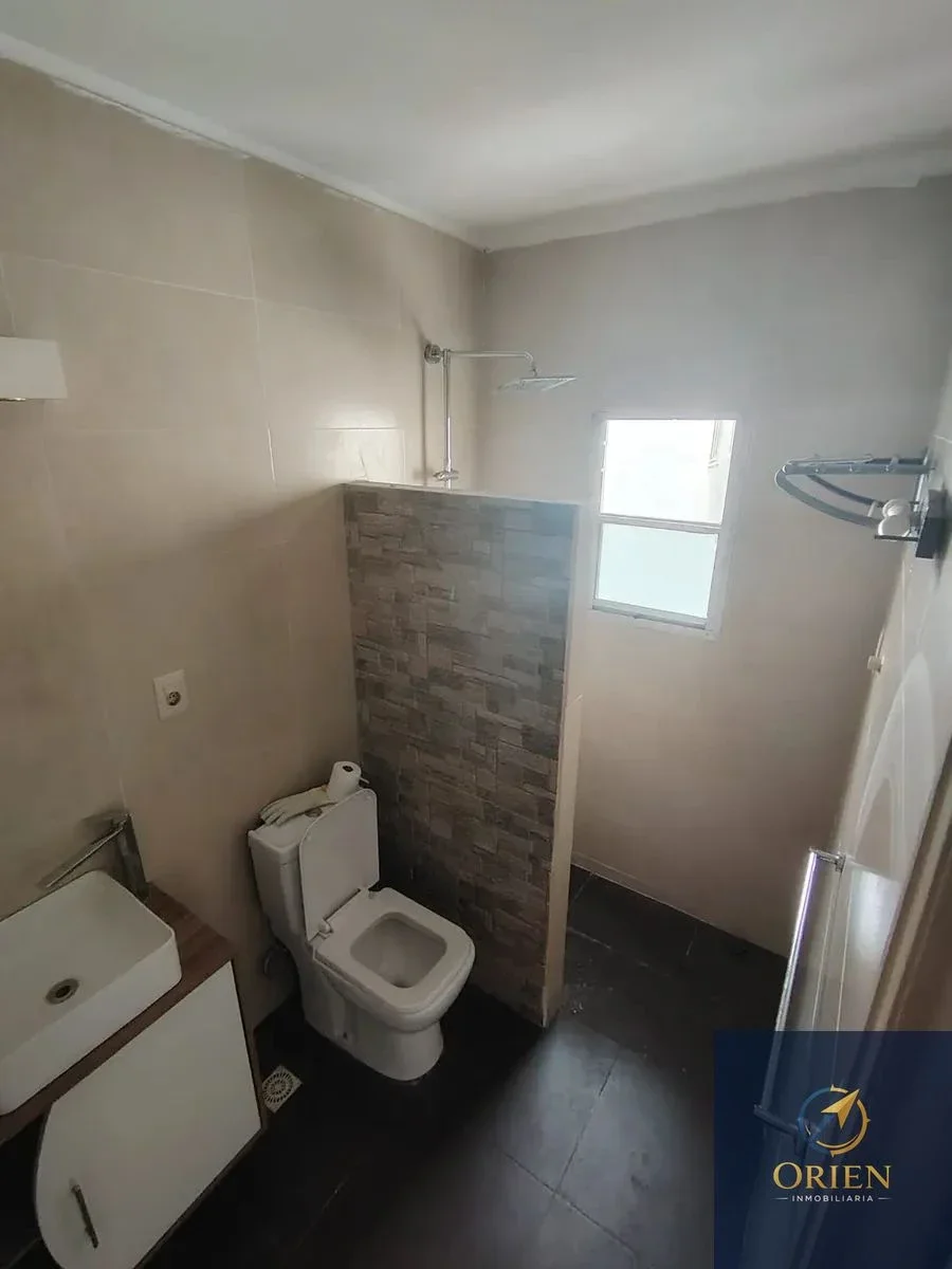 Apartamento 1 dormitorio en alquiler en Centro - Imagen 3