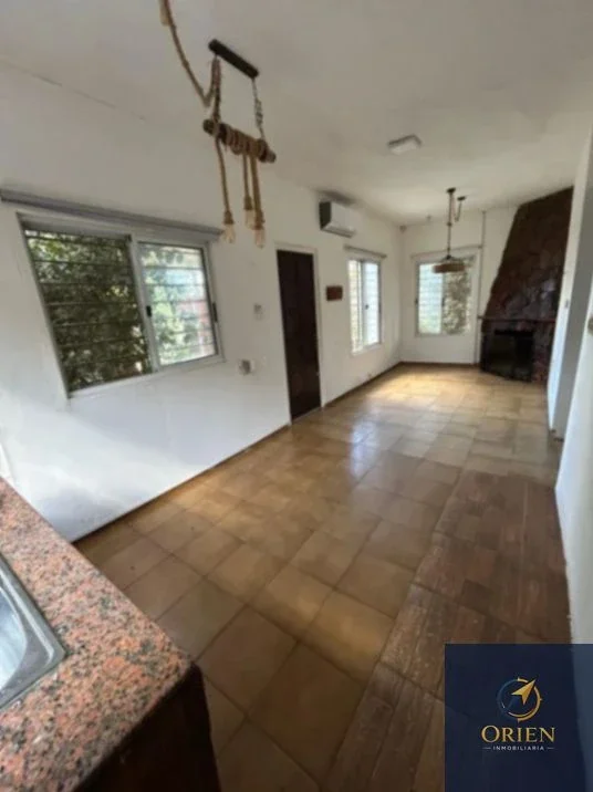 Casa  2 dormitorios en alquiler c/ cochera y piscina en Atlántida - Imagen 5