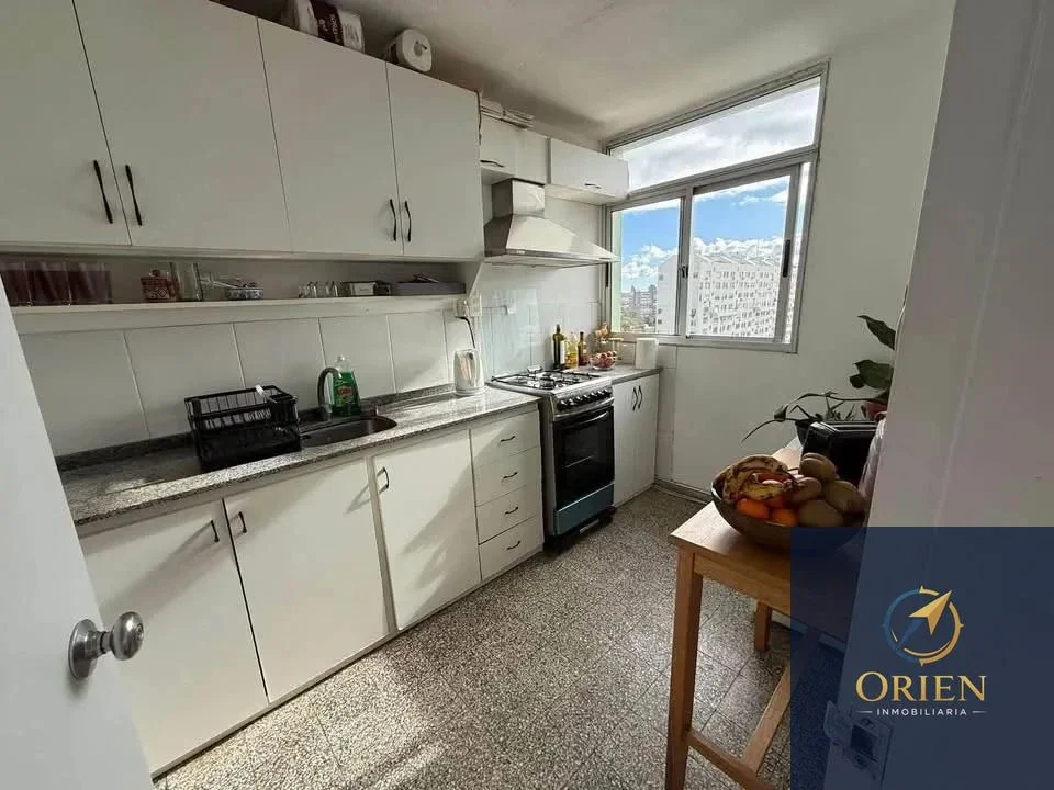 Apartamento 2 dormitorios en alquiler c/ cochera en Malvin Norte - Imagen 2