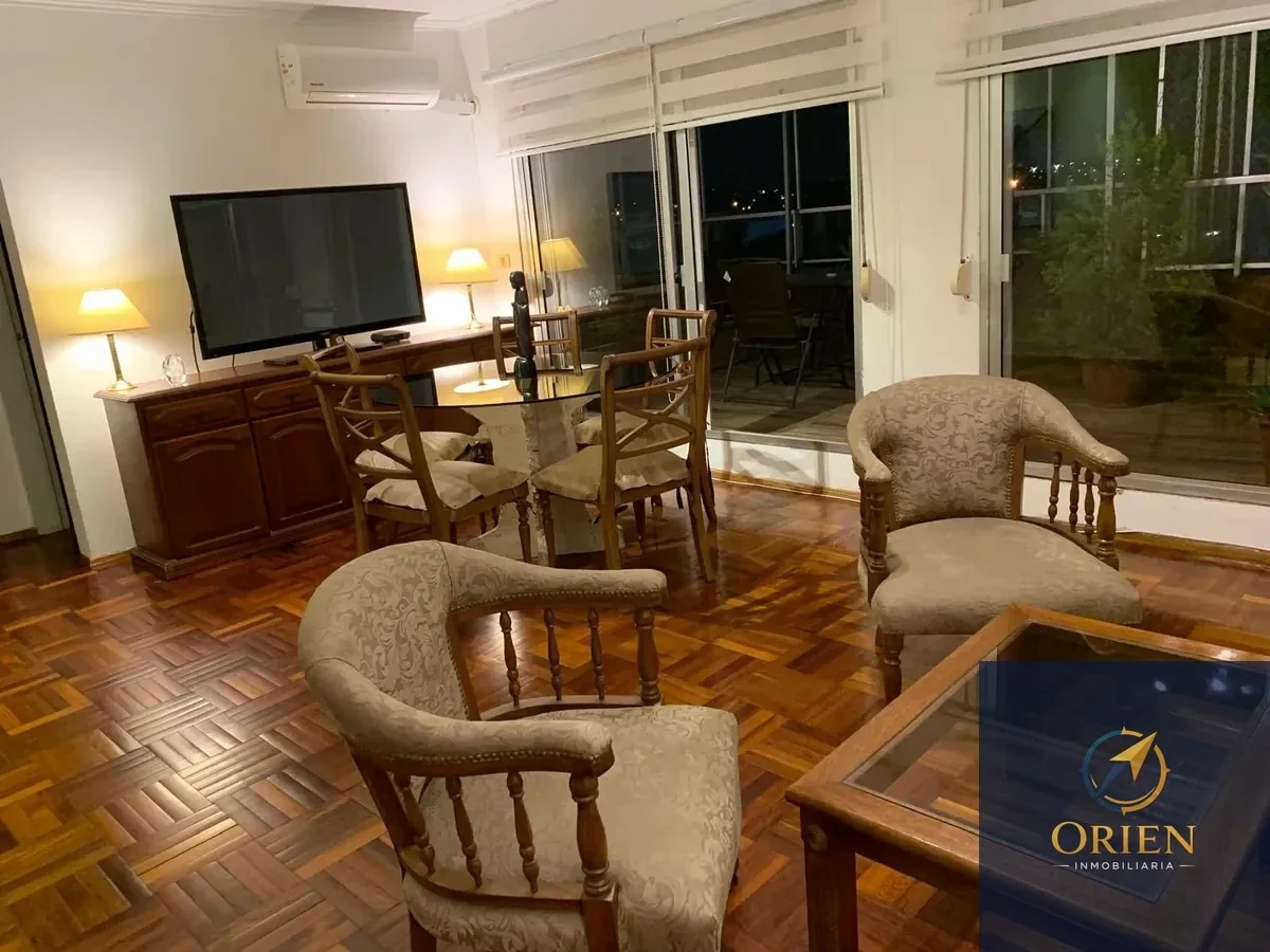 Penthouse 4 dormitorios en alquiler c/ cochera y terraza parrillero en Malvin - Imagen 3
