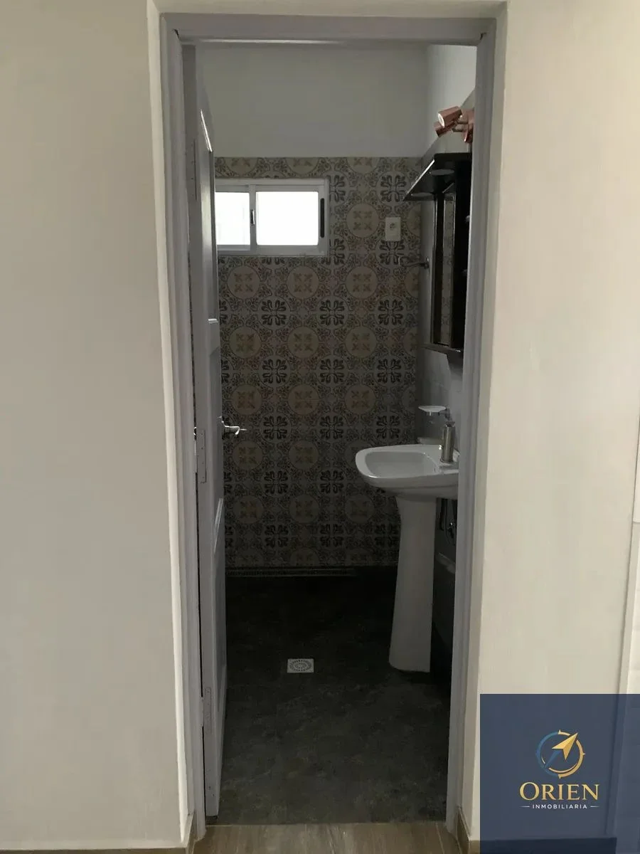 Casa 2 dormitorios en alquiler c/ cochera en Carrasco - Imagen 5
