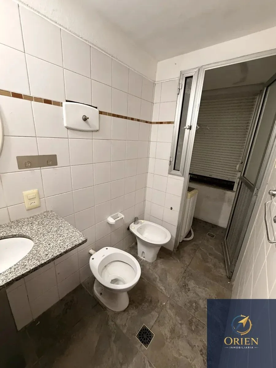 Apartamento tipo casa 1 dormitorio sin GC en alquiler en Cordón - Imagen 3