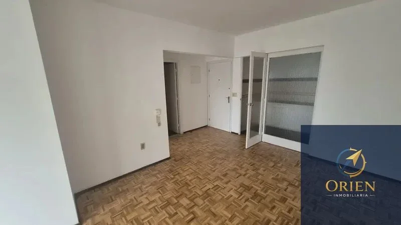 Se Alquila Apartamento de 1 Dormitorio en el Centro - Imagen 5