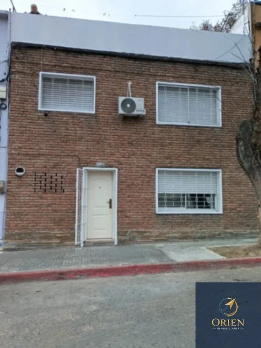 Casa 2 dormitorios en alquiler en Brazo Oriental - Imagen 1